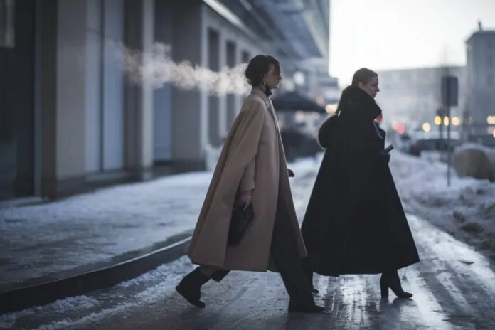 Street style glacé à Berlin FW26 Invités de la Fashion Week à Berlin sous la neige