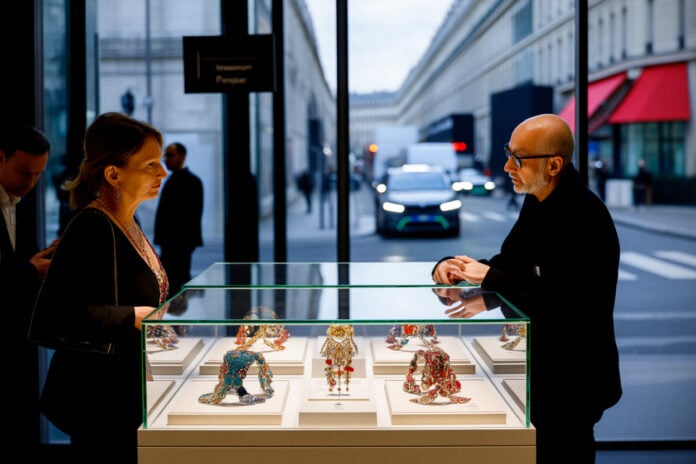 3010715bcc10144a Quatre expositions de joaillerie à Paris, de Pomellato à Van Cleef, pendant la couture