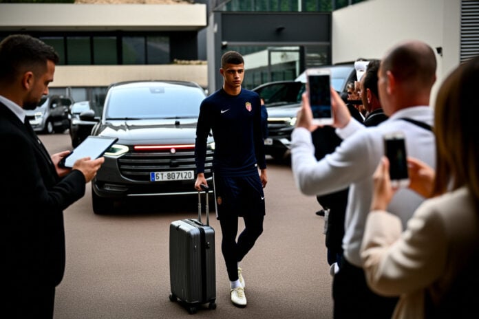 65eec88a1e32a76c 2 pistes au poste, Rahim Alhassane suivi, un 2e latéral gauche ciblé, ce choix inattendu intrigue déjà le mercato Monaco