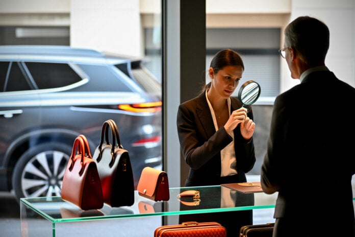 8f31e2be78644002 Jeudi à Monaco, HVMC lance une vente spéciale maroquinerie de luxe, rareté, contrôles renforcés, ce qui attire les collectionneurs