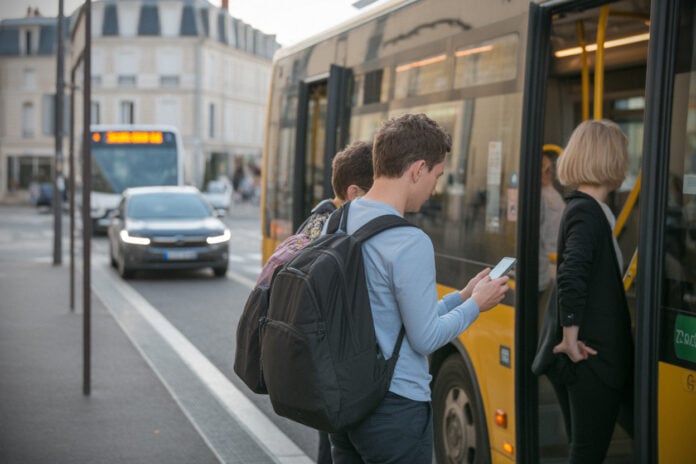 8cb8e9b90f5ee457 Bus 63 à Saint-Germain-en-Laye, arrêts vraiment utilisés, horaires en temps réel, le détail qui évite le bus manqué à la rentrée