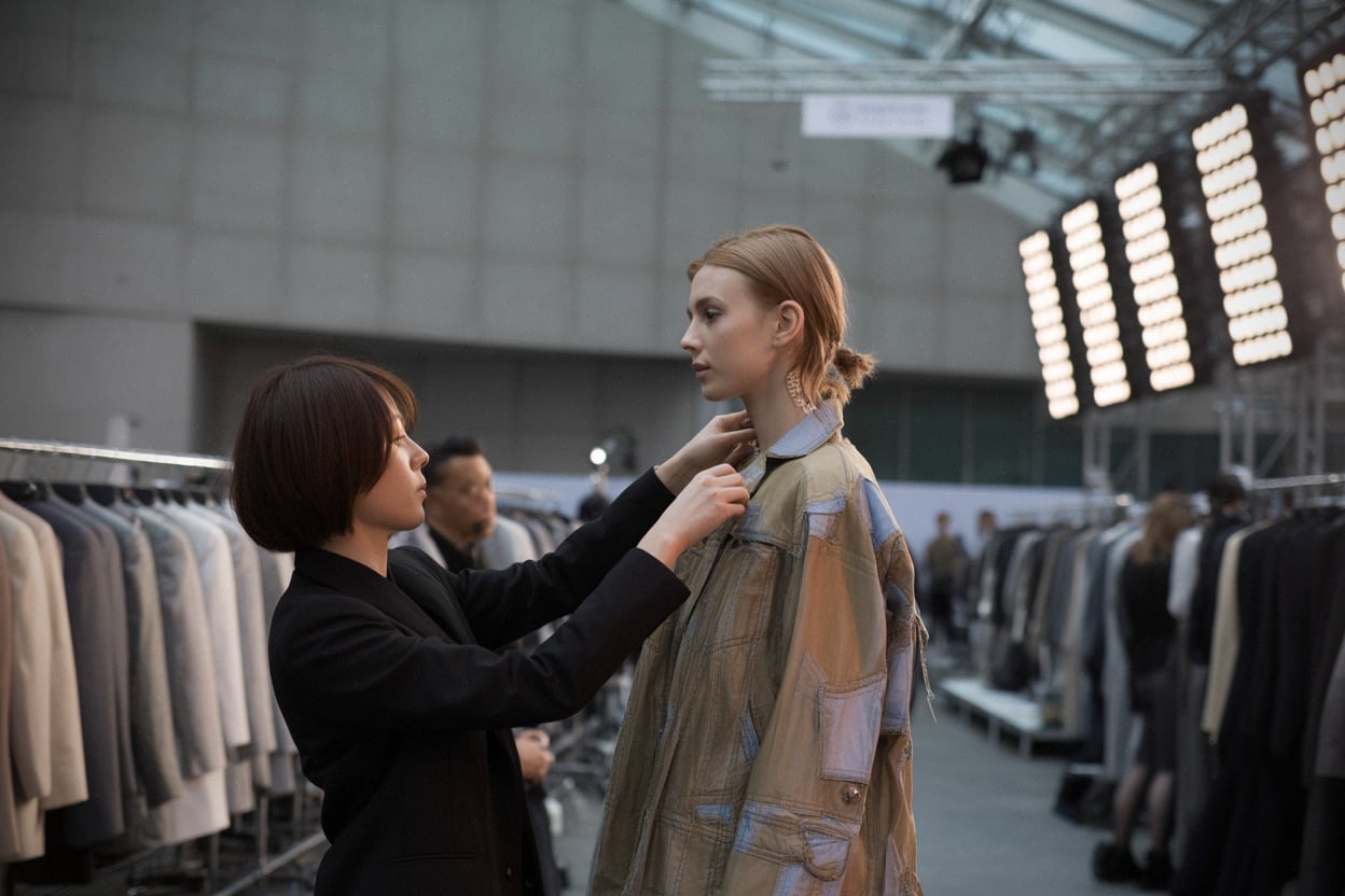 Backstage Ulkin au DDP pendant la Seoul Fashion Week